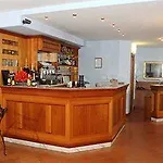 Hotel Villa Colico Отель 3*