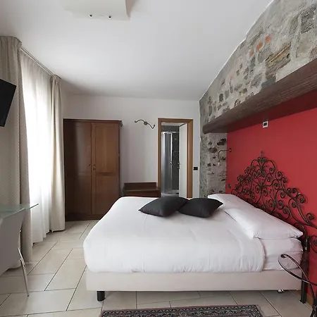 Отель Hotel Villa Colico