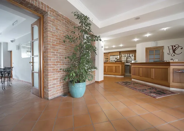 Hotel Villa Colico 3* كوليكو