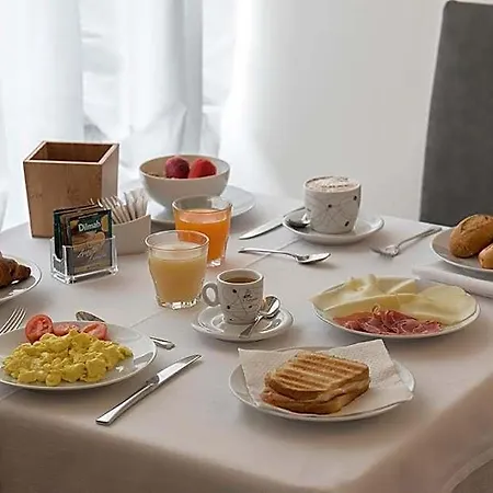 Hotel Villa Colico 호텔 콜리코