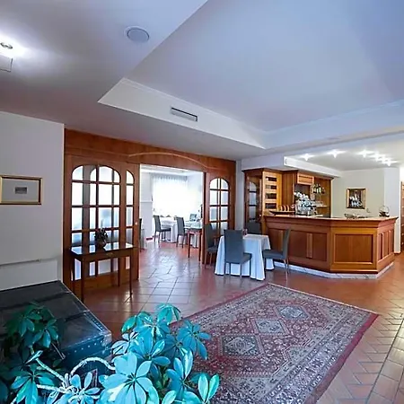 Hotel Villa Colico 호텔 3*