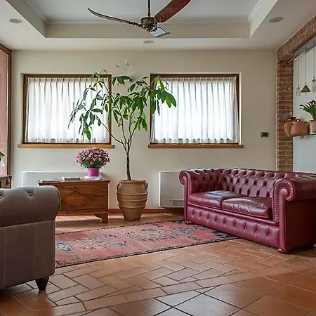 Hotel Villa Colico 호텔 콜리코